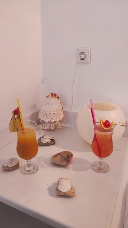 Lampi'S Dolphin Aparthotel Patmos Island ภายนอก รูปภาพ