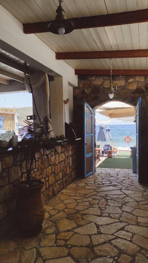 Lampi'S Dolphin Aparthotel Patmos Island ภายนอก รูปภาพ