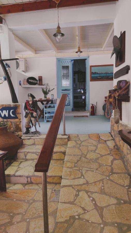 Lampi'S Dolphin Aparthotel Patmos Island ภายนอก รูปภาพ