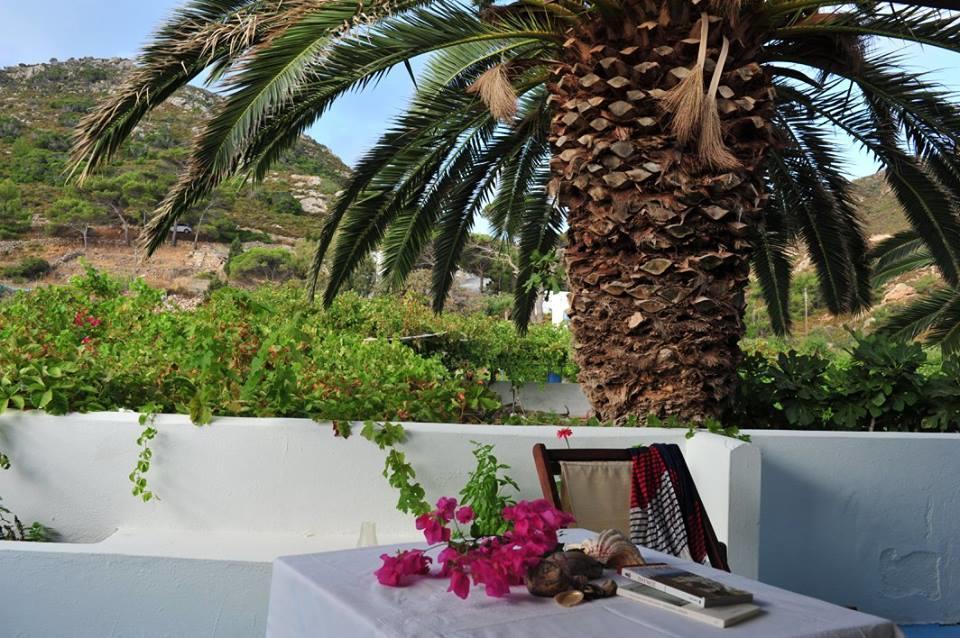 Lampi'S Dolphin Aparthotel Patmos Island ภายนอก รูปภาพ