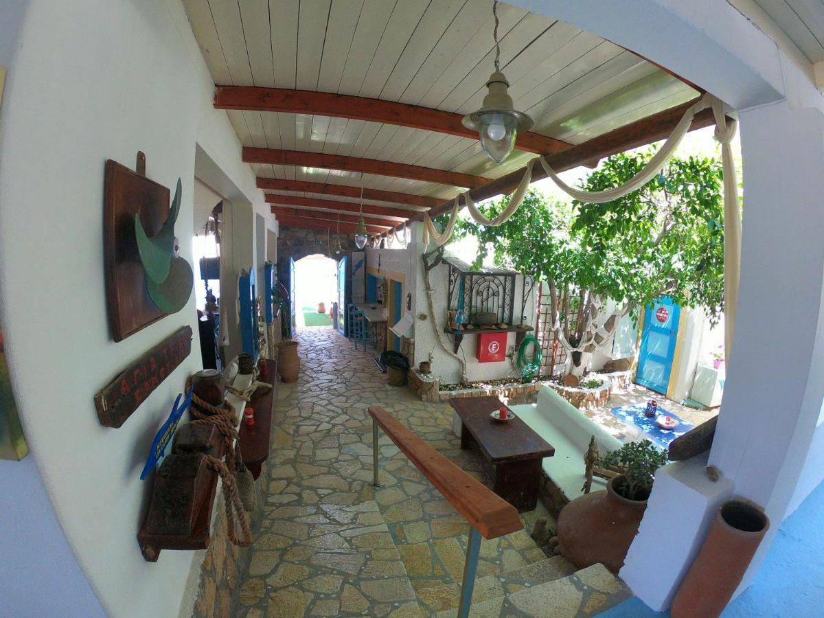 Lampi'S Dolphin Aparthotel Patmos Island ภายนอก รูปภาพ