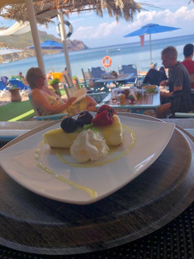 Lampi'S Dolphin Aparthotel Patmos Island ภายนอก รูปภาพ