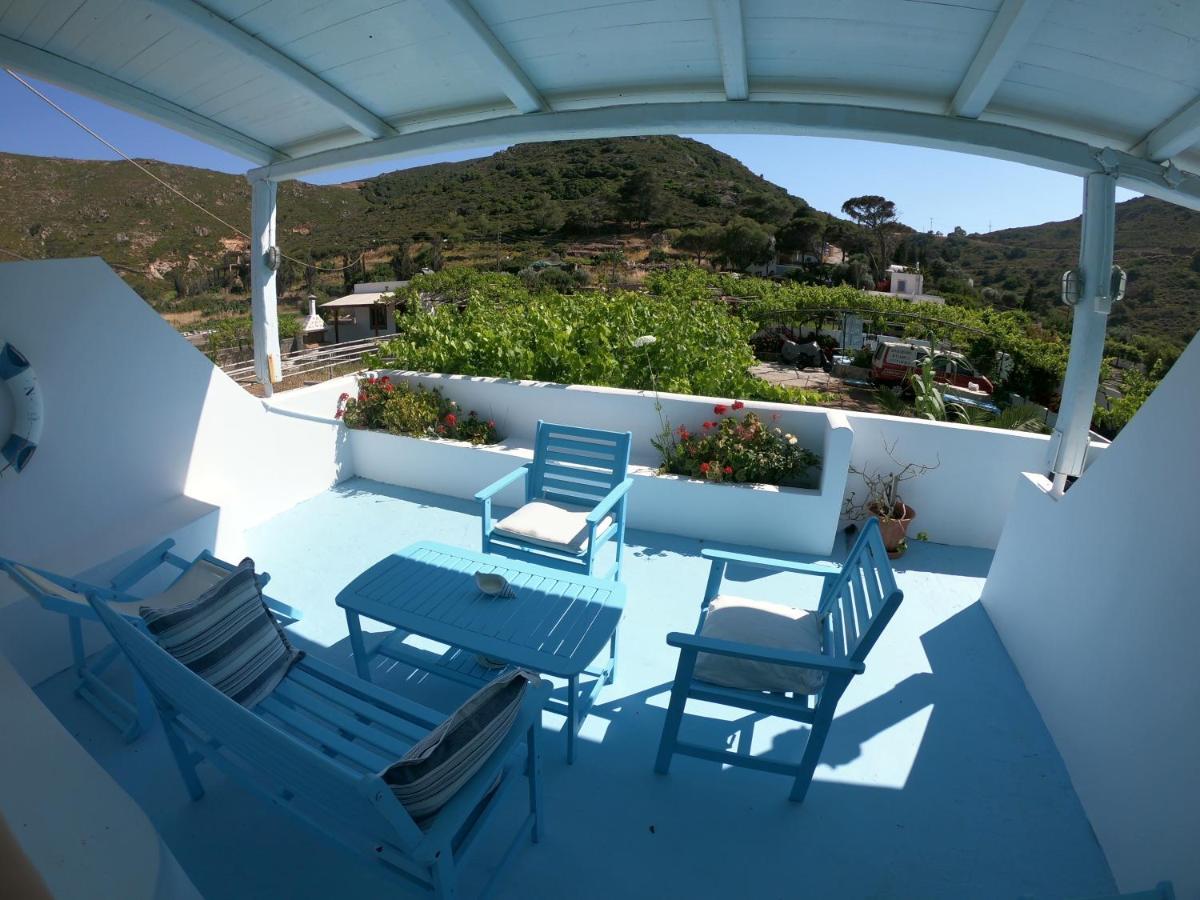 Lampi'S Dolphin Aparthotel Patmos Island ภายนอก รูปภาพ